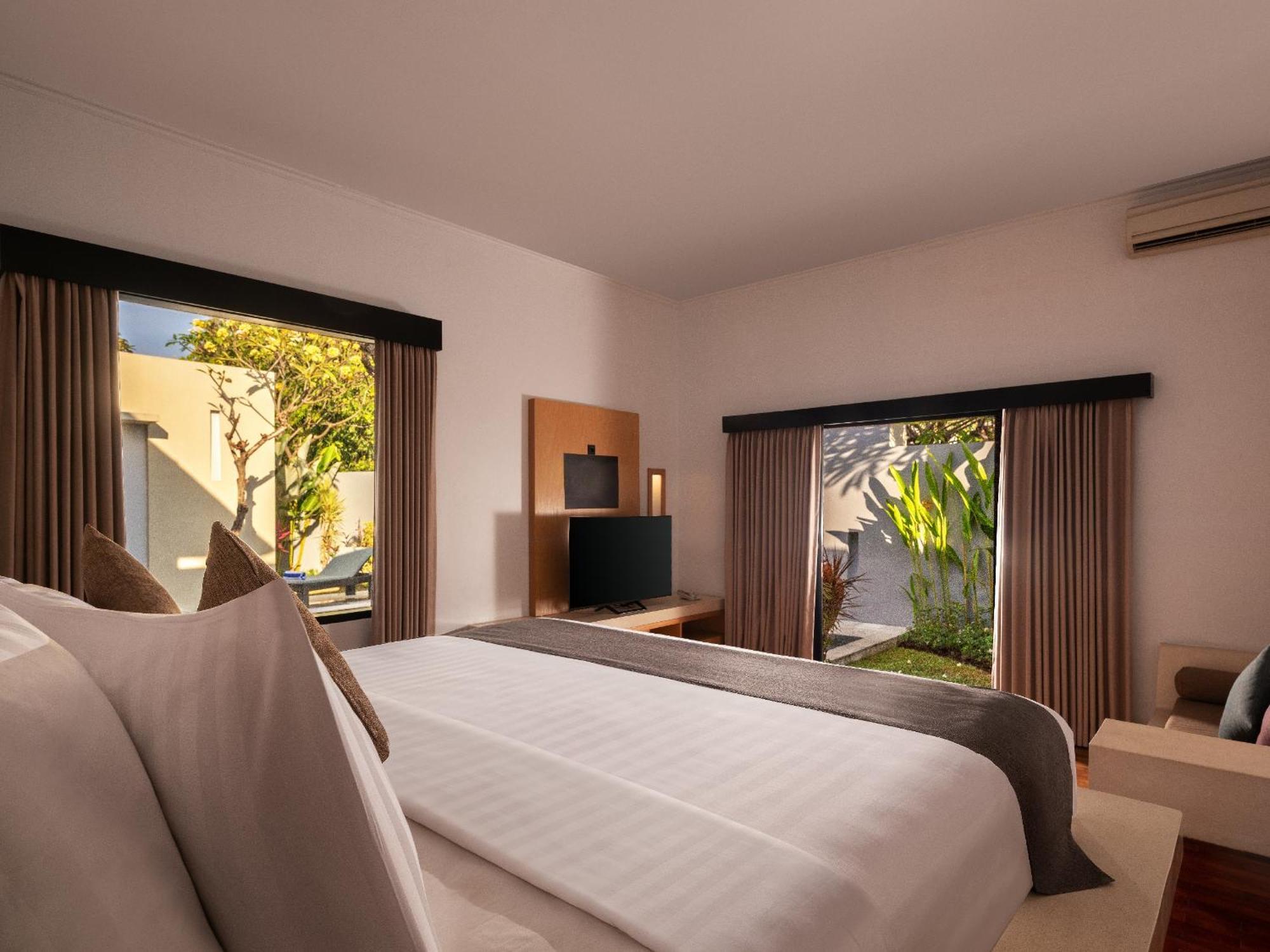 The Seminyak Suite - Private Villa Exterior photo